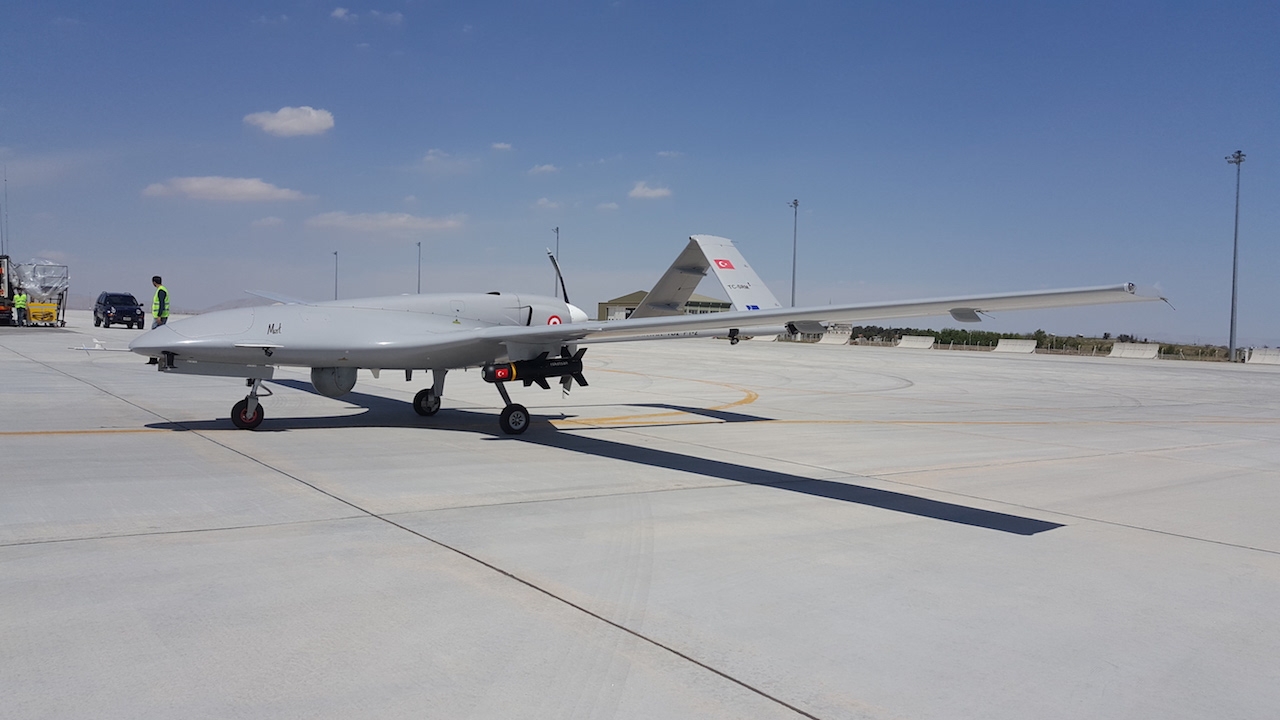 &nbsp;Bayraktar TB2 được coi là đối trọng với các mẫu UAV của Iran ở Trung Đông.