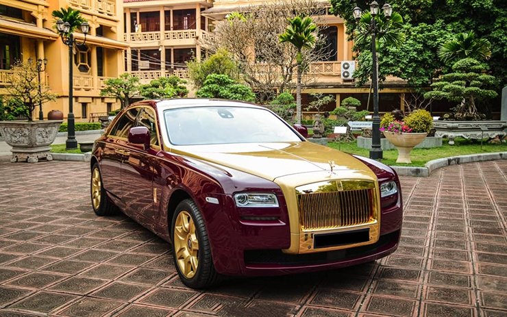 Rolls-Royce Ghost "dát vàng" của ông Trịnh Văn Quyết được đấu giá để trừ nợ - 1
