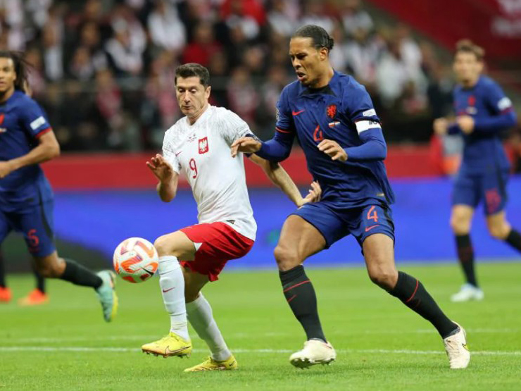 Bóng đá - Video bóng đá Ba Lan - Hà Lan: Lewandowski "tắt điện", khác biệt khâu dứt điểm (Nations League)