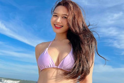 Đời sống Showbiz - "Nàng thơ" Nhung Gumiho diện bikini tắm suối bị "nhắc nhở", fan nam ùa vào bênh vực