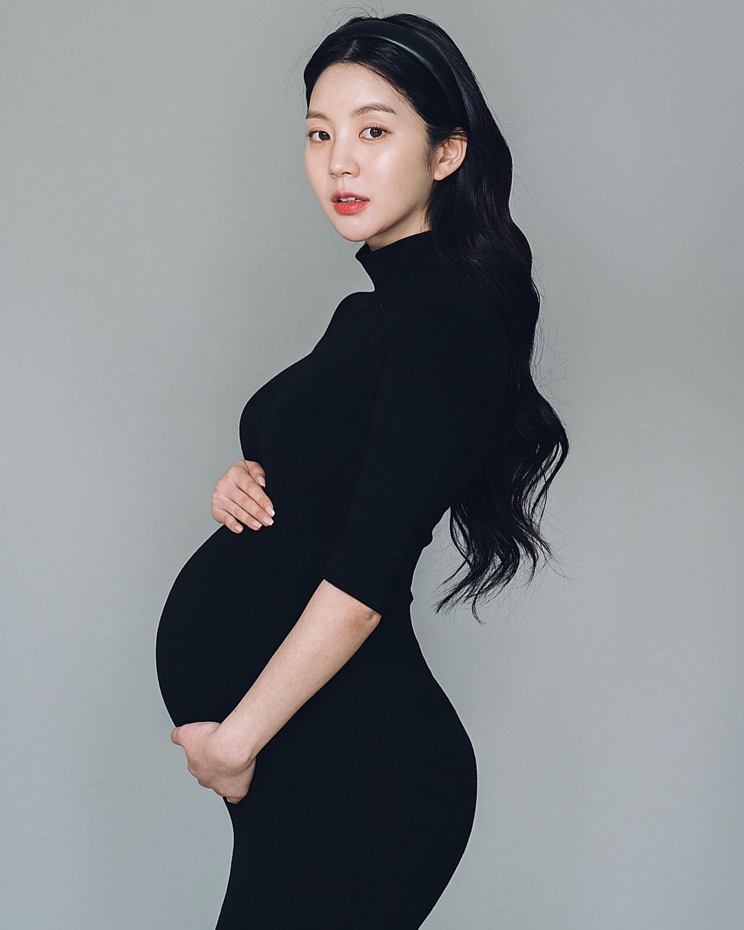 Tăng cân vừa phải khi mang thai giúp Rock Cha Eun về dáng sau sinh nhanh hơn.