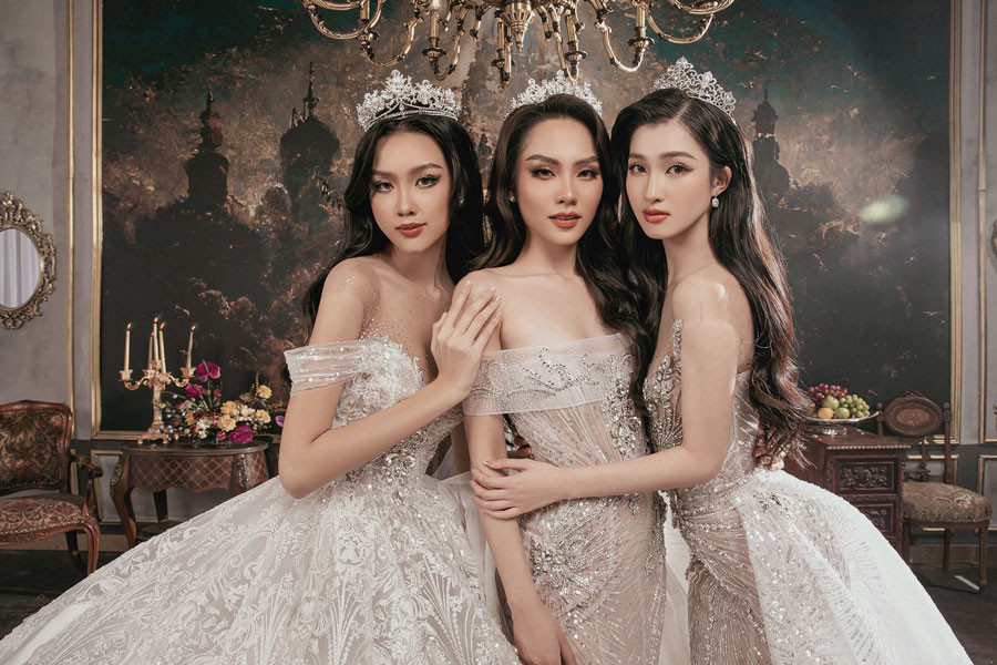 3 người đẹp Miss World đẹp trong mọi khoảnh khắc nhờ váy tiền tỷ tôn dáng - 1