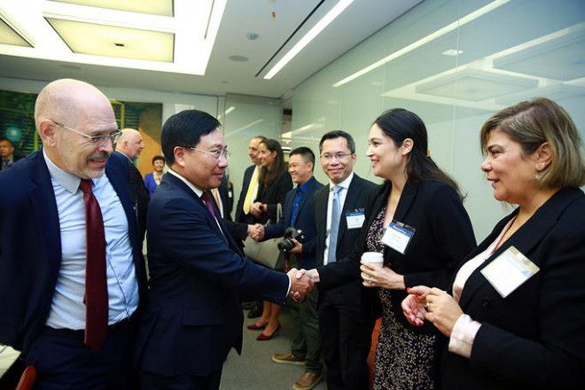 Phó Thủ tướng Thường trực Chính phủ Phạm Bình Minh dự tọa đàm do cộng đồng doanh nghiệp Mỹ tổ chức Ảnh: VGP