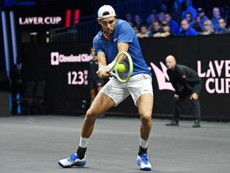 Thể thao - Tennis Laver Cup ngày 2: Berrettini hạ Aliassime, Djokovic thể hiện đẳng cấp