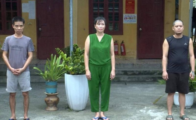 Các đối tượng Trần Văn Cẩn, Nguyễn Thị Nhung, Trần Trường Oanh.