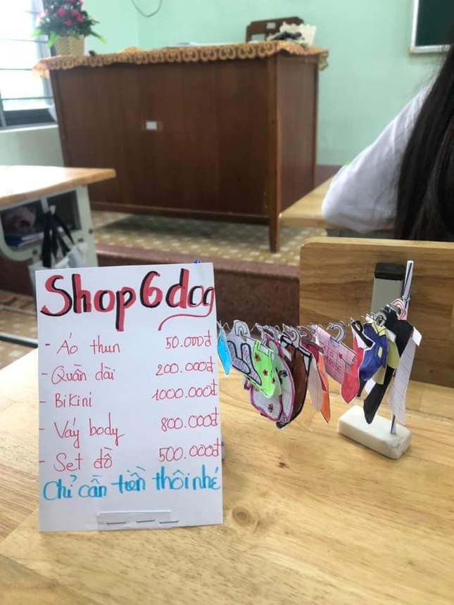 Vừa đi học vừa quản lý shop chắc áp lực lắm ha! (Ảnh: Doãn Đường Dịu)