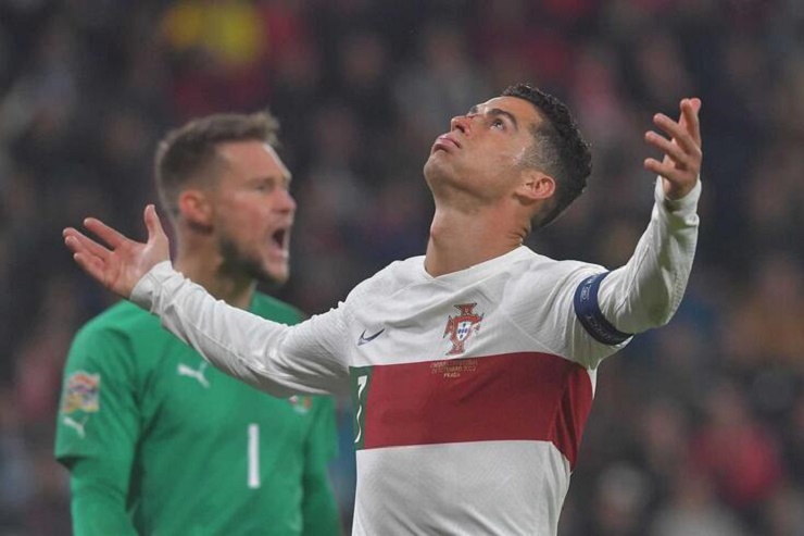 Bồ Đào Nha thắng đậm nhưng Ronaldo không ghi bàn
