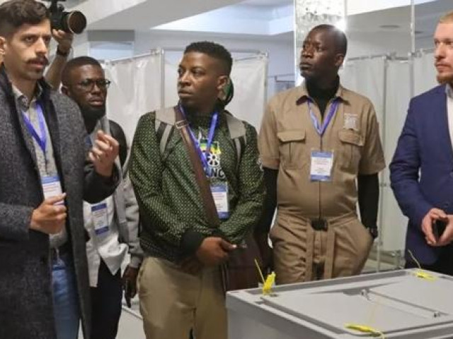 Thế giới - Quan sát viên quốc tế nói gì về trưng cầu dân ý sáp nhập Nga ở 4 tỉnh Ukraine?