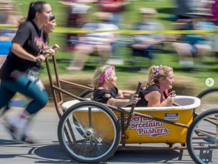 Du lịch - Những điều kỳ lạ và đặc biệt chỉ xảy ra ở Canada