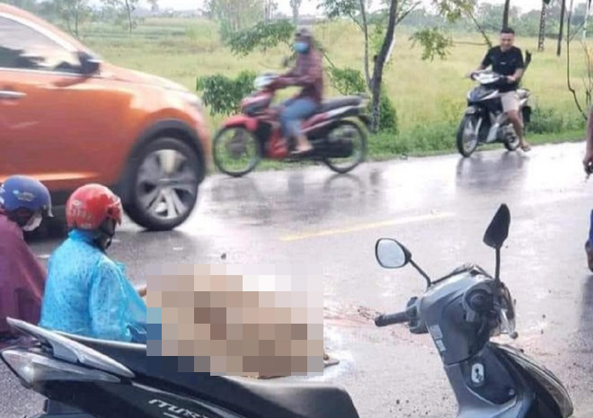 Hiện trường vụ tai nạn giao thông khiến người phụ nữ mang thai tử vong