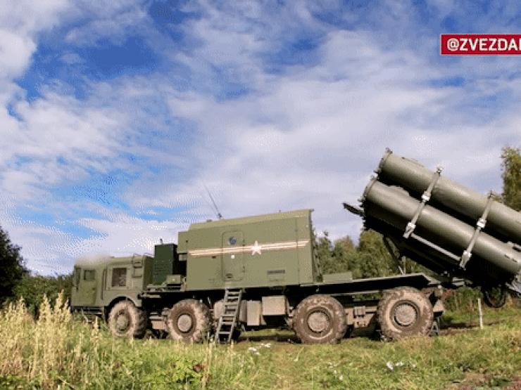 Thế giới - Video: Lá chắn uy lực Nga phóng tên lửa chống hạm Kh-35 từ bờ biển Baltic