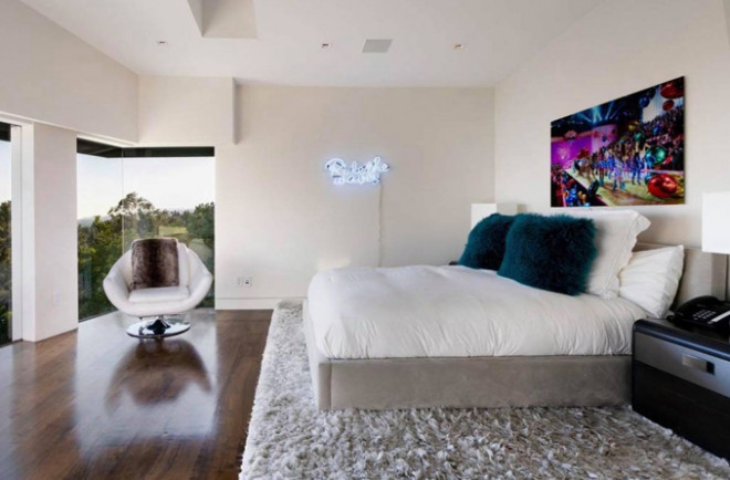 Phòng ngủ có tầm nhìn thoáng, hướng
ra khung cảnh thiên nhiên và dễ dàng ngắm thành phố từ trên
cao.