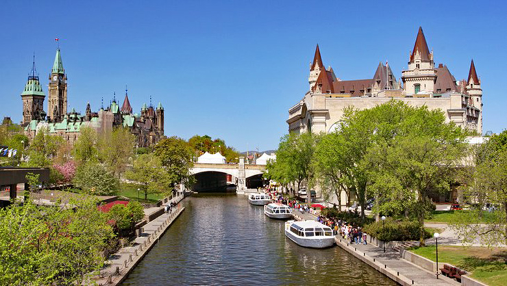 Canada hớp hồn du khách với loạt điểm đến đẹp như mơ - 10
