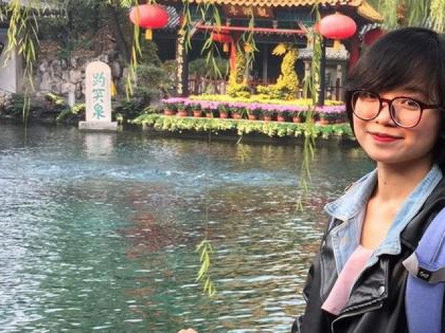 Yêu thích tiếng Hàn nhưng lại trở thành nữ thủ khoa đạt học bổng toàn phần ĐH Bắc Kinh