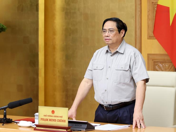 Thủ tướng triệu tập cuộc họp ứng phó khẩn cấp bão số 4 Noru