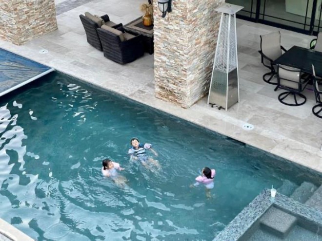 Hậu chia tay, doanh nhân Thủy Tiên mua thêm biệt thự như tòa lâu đài nguy nga - 7