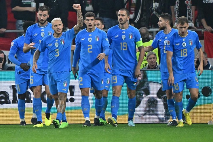 Italia vào bán kết Nations League