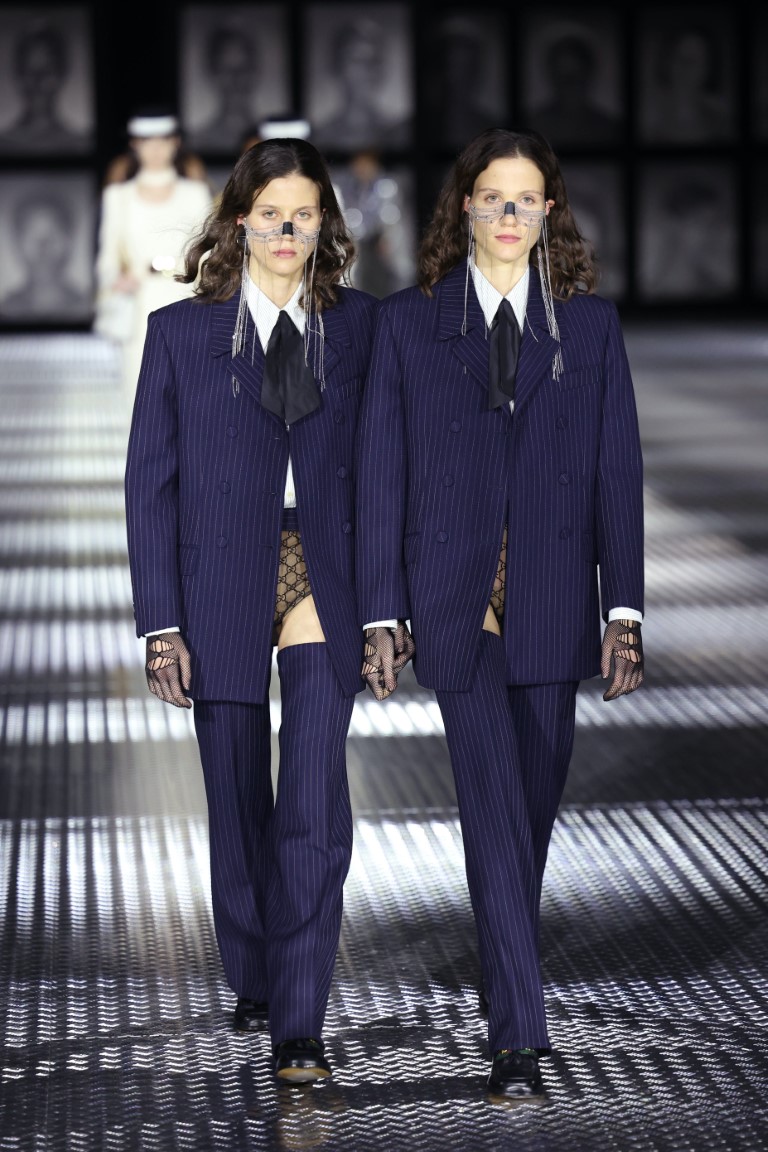 Alessandro Michele đưa thế giới song sinh kỳ ảo vào bộ sưu tập mới nhất - 16