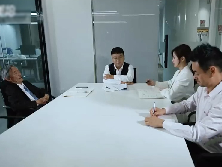 Clip hài hước - Im lặng là vàng, nhưng đôi khi im lặng lại mang họa vào thân!