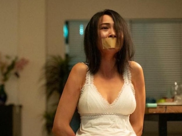 Phim - "Ngọc nữ" ngây thơ hé lộ hậu trường đóng cảnh nóng, bị bạo hành bầm dập suốt 6 ngày