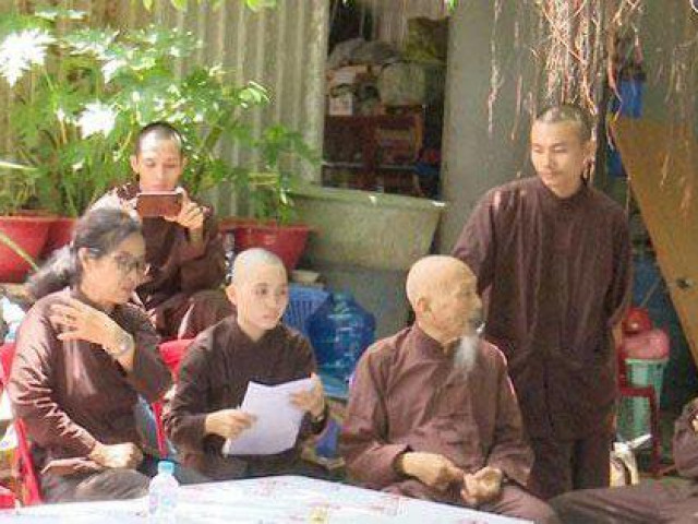 Lấy mẫu ADN trẻ em và người lớn tại Tịnh thất Bồng Lai