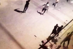 An ninh - Xã hội - Truy tìm kẻ chủ mưu chém thiếu niên đứt lìa ngón tay ở Gò Vấp