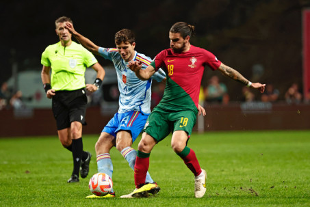 Video bóng đá Bồ Đào Nha - Tây Ban Nha: Vỡ òa phút 88, Ronaldo ôm hận (Nations League)