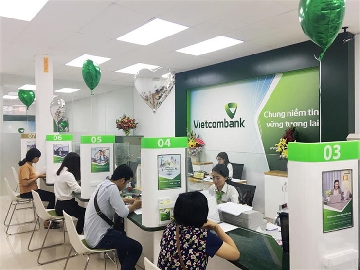 Vietcombank có lãi suất tiết kiệm cao nhất trong khối ngân hàng quốc doanh ở kỳ hạn 12 và 24 tháng trên kênh online