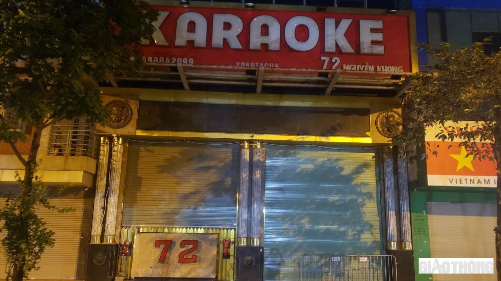 Tại Hà Nội, theo Phòng Cảnh sát PCCC&CNCH, địa bàn có 1.400 cơ sở kinh doanh karaoke. Qua đợt rà soát từ 1/8 đến 20/9, có 58% cơ sở không đạt yêu cầu về công tác an toàn PCCC.