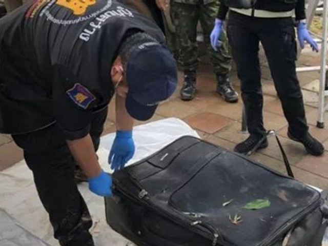 Phi thường - kỳ quặc - Vali phình to trôi trên sông nhiều ngày, người dân “rụng rời tay chân” khi mở ra kiểm tra