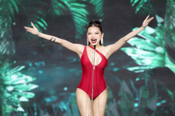 Thời trang - Thí sinh Hoa hậu Hoà bình Việt Nam "náo loạn" sân khấu với phần hô địa danh hài hước