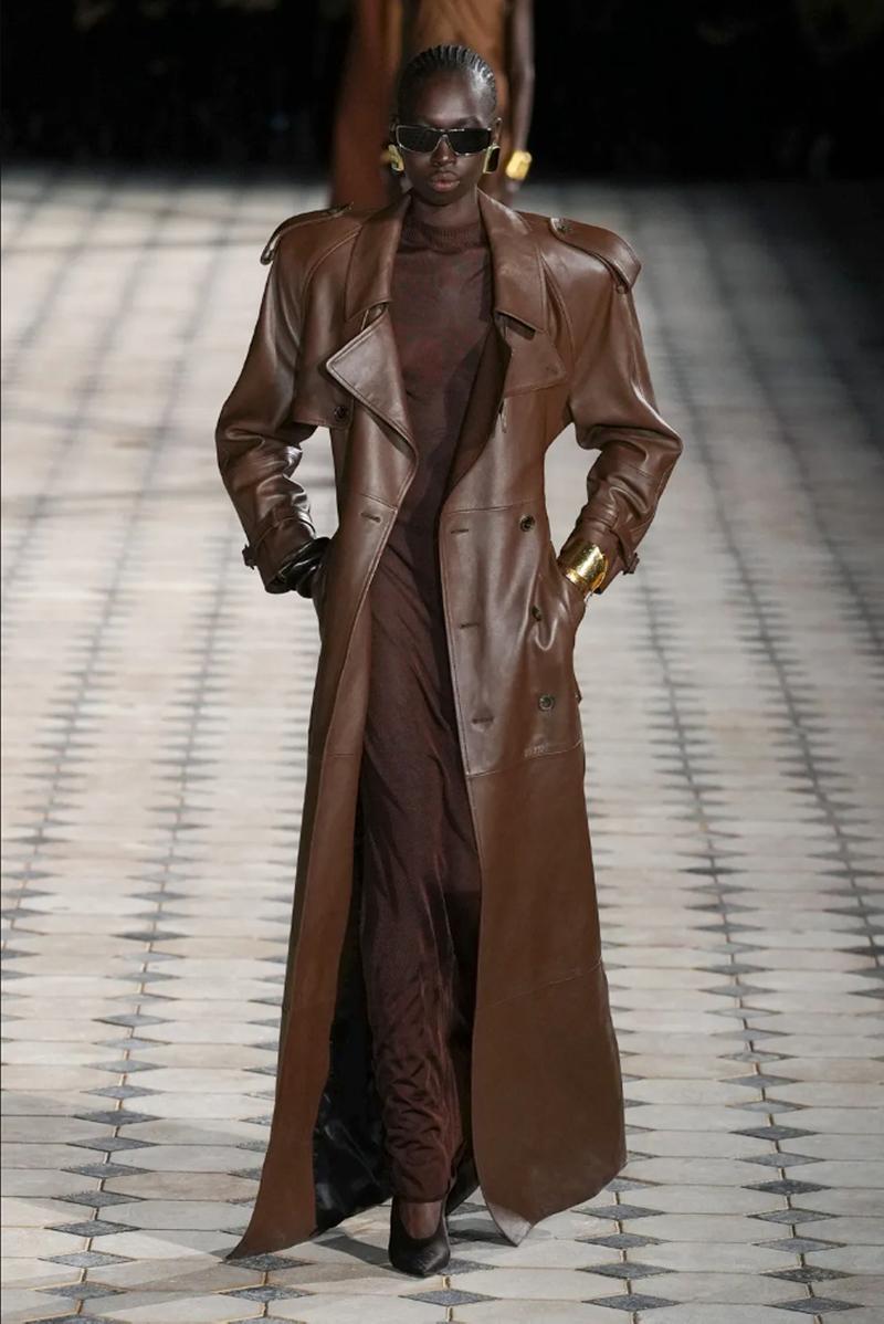 Một trong những show diễn đẹp nhất của YSL dưới chân tháp Eiffel - 10