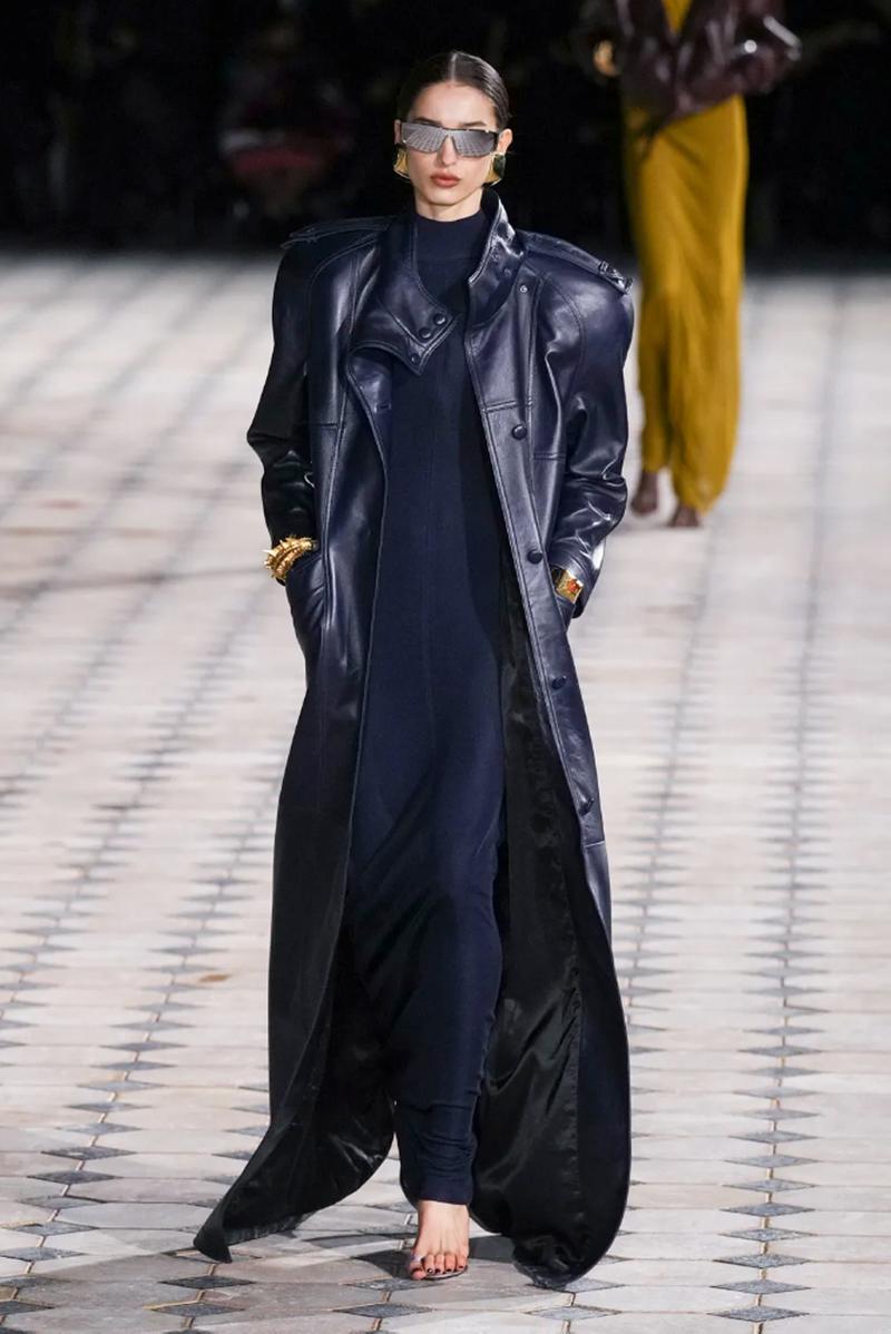 Một trong những show diễn đẹp nhất của YSL dưới chân tháp Eiffel - 18