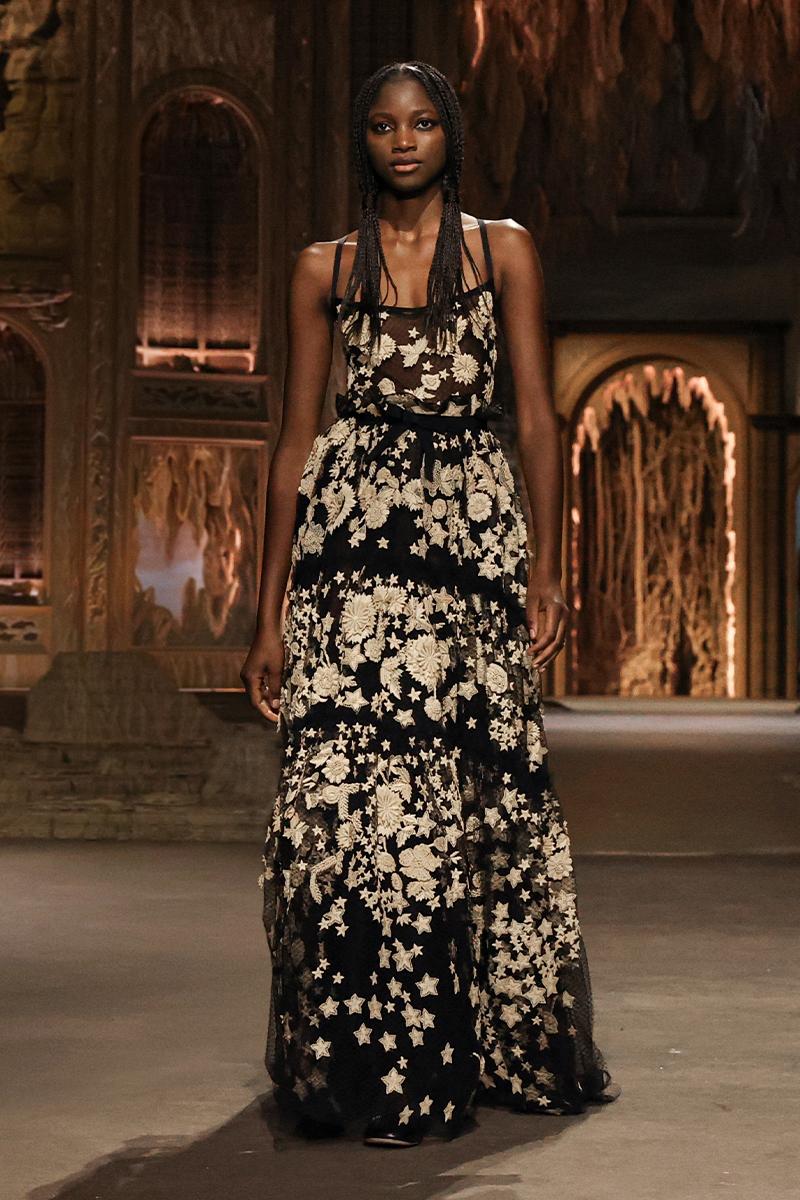 "Nín thở" vì một Dior quá trầm bổng, lộng lẫy với bộ sưu tập mới nhất - 4