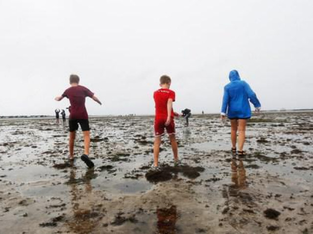 Phi thường - kỳ quặc - Chuyện kỳ lạ: Bão hút cạn nước ở bờ biển Florida