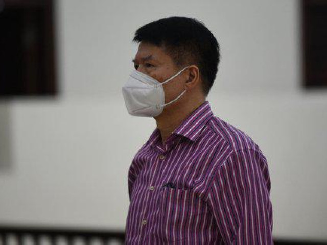 Tin tức trong ngày - Nộp nhiều bằng khen, giấy khen, cựu Thứ trưởng Trương Quốc Cường giảm án còn 3 năm tù