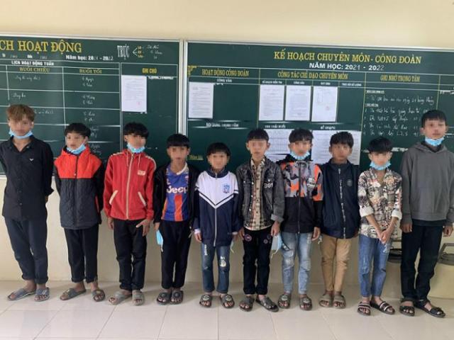 Nhóm người ném đá ”khủng bố” tàu hỏa là 10 học sinh ở Quảng Bình