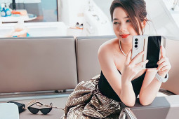 Thời trang Hi-tech - Cái giá phải trả cho Galaxy Z Fold 5 có bút S Pen là gì?