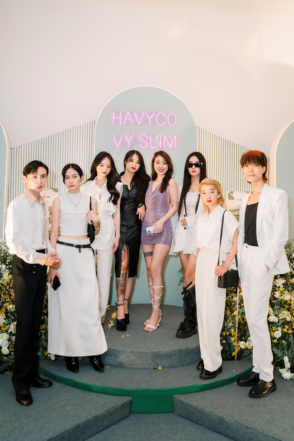 Láo Soái Nhi, Hoài Thu đọ dáng nóng bỏng trong sự kiện ra mắt sản phẩm của Havyco Group - 3