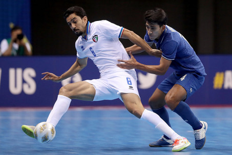 Video bóng đá Thái Lan - Kuwait: Siêu phẩm mở điểm, rượt đuổi 4 bàn kịch tính (Futsal châu Á)