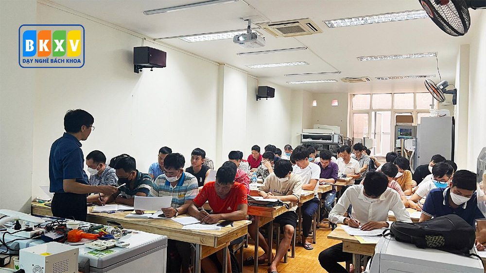 Dạy Nghề Bách Khoa: Địa chỉ học nghề uy tín được nhiều học viên lựa chọn - 1