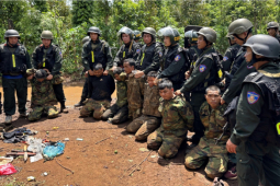 Tin tức trong ngày - Truy nã đặc biệt 5 đối tượng trong vụ khủng bố ở Đắk Lắk