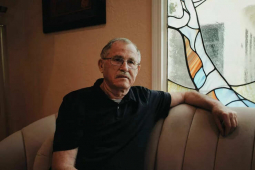 Kinh doanh - Ôm cả gia tài đi đầu tư, cụ ông trắng tay vì lời hứa lãi tăng phi mã