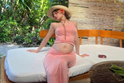 Thời trang - Chị em cô điều dưỡng quả là 2 mẹ bầu hot nhất xứ Đài, dáng "tròn xoe" vẫn mặc táo bạo