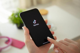 Công nghệ thông tin - Clip TikTok như "thức ăn nhanh", ảnh hưởng tới tư duy và sự tập trung