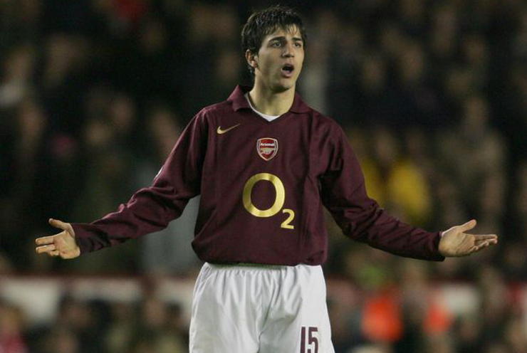 Fabregas trình làng Ngoại hạng Anh khi mới 16 tuổi