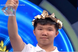 Bạn trẻ - Cuộc sống - Nam sinh giữ kỷ lục tổng điểm đưa cầu truyền hình trực tiếp Chung kết năm Olympia 23 về Thanh Hóa