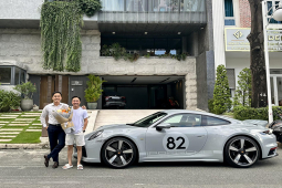 Tin tức ô tô - Cường Đô La chính thức nhận bàn giao Porsche 911 Sport Classic 2023