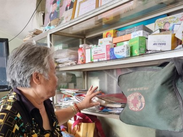 Tin tức trong ngày - Gặp tình nguyện viên cấp quốc gia... 75 tuổi