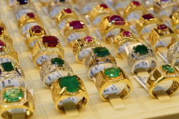 Kinh doanh - Giá vàng hôm nay 3/7: Tăng nhẹ ngay từ khi mở cửa